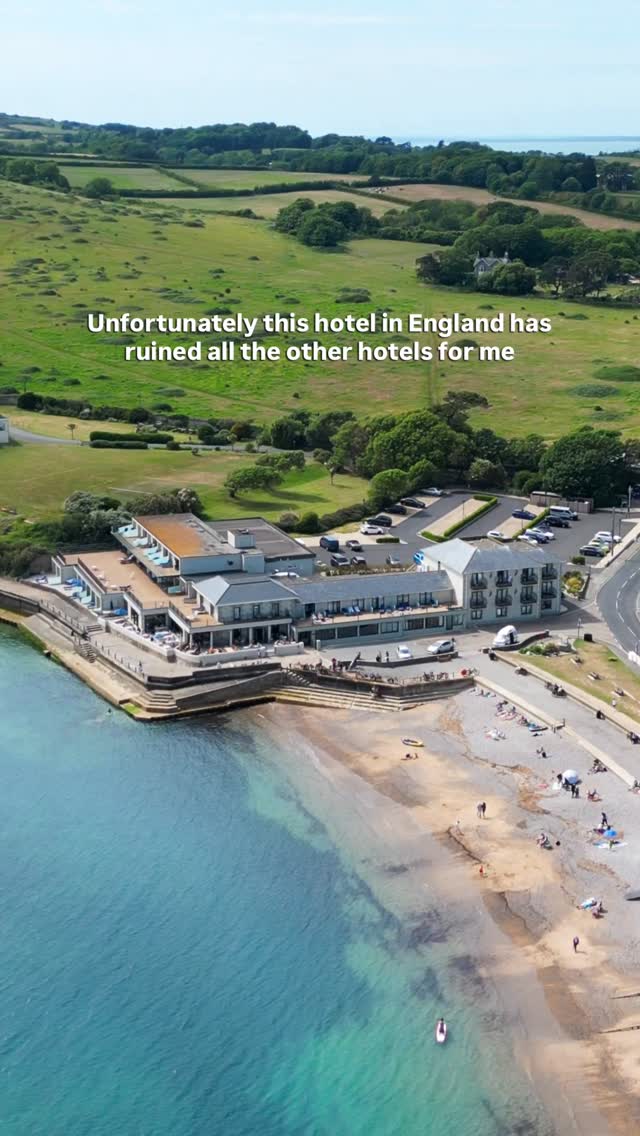 Bucket list hotel on the Isle of Wight 🇬🇧🌊

Follow @spiral.flyer for more travel content ❤️

The Albion Freshwater hotel is a beautifully refurbished coastal hotel overlooking Freshwater Bay, one of the most scenic spots on the Isle of Wight. Just minutes from The Needles, this beachfront retreat offers breathtaking sea views, stylish interiors, and the perfect setting for a relaxing island escape.

✨ Coastal Rooms & Suites with stunning sea views
✨ Beach View Rooms with balconies or terraces overlooking Freshwater Bay
✨ The Rock Restaurant serving refined coastal dining just steps from the shoreline
✨ Direct access to the beach and nearby walking trails including Tennyson Down

One of the best places to wake up to the sound of the waves on the Isle of Wight 🌊

Tag someone you’d love to stay here with ❤️

📍 The Albion Hotel, Freshwater Bay, Isle of Wight
📌 PO40 9RA

Pr stay - @albionfreshwater 

#visitisleofwight #ukstaycation #uktravel coastalhotel #boutiquehotels  #weekendtripfromlondon