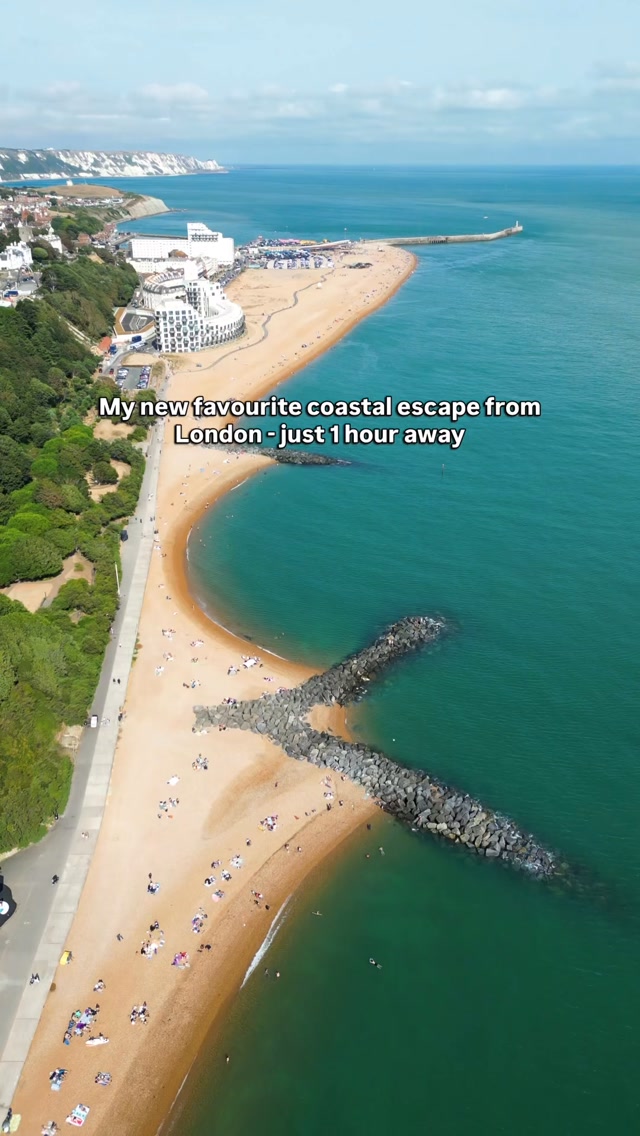 My new favourite coastal escape from London - just 1 hour away. 🌊

If you’re looking for an easy seaside day trip from London, add Folkestone to your list.

📍 Folkestone, Kent

Things to do:

* Mermaid Beach
* Folkestone Harbour
* Harbour Arm
* Creative Quarter
* Coastal walk
* Colourful streets & cafés

🚆 Getting there: Take the high-speed train from London St Pancras to Folkestone Central - around 55 minutes. From the station, most of the town is easily accessible on foot.

📌 Save this for your next London day trip!

#Folkestone #LondonDayTrips #DayTripFromLondon #Kent #CoastalEscape UKTravel VisitKent