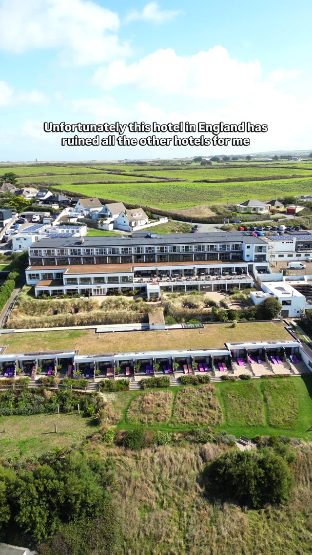 I found a stay in England that has a little bit of everything…

We stayed at Bedruthan Hotel & Spa overlooking the Cornish coast, and this is what you can expect:

🌊 Coastal rooms, including sea-view rooms overlooking the Atlantic
🧖‍♀️ Thermal spa with sauna, steam room, Roman-style caldarium + hydro pool
🏊 Indoor swimming pool + seasonal outdoor pools
🌿 Sensory Spa Garden with Nordic-inspired thermal experiences
🍽️ Two restaurants + Bakery Cornwall for coffee and freshly baked treats
🥐 Sea-view restaurant serving artisan breakfast
🧘 Complimentary daily wellbeing classes for hotel guests
🎨 Sea-view craft space with workshops and sessions with local Cornish makers
🐶 Dog-friendly stays
👨‍👩‍👧 Family rooms, children’s activities and a games room
🌊 Close to Mawgan Porth beach and the South West Coast Path
🚗 On-site parking + EV charging

💷 Sea-view rooms start from £149 for two adults. Spa access is included when booking directly.

📍 Bedruthan Hotel & Spa, Mawgan Porth, Cornwall - TR8 4BU

Save this for your next Cornwall trip! 🌊

PR*

#CornwallStay #visitengland #placestostayinengland #coastalstay CornwallStaycation UKStaycation EnglandTravel

Cornwall hotel with sea view, Cornwall accommodation, places to stay in Cornwall, Bedruthan Hotel and Spa, Mawgan Porth hotel, Cornwall spa hotel, Cornwall sea view hotel, hotels near Newquay, Cornwall staycation, Cornwall travel guide