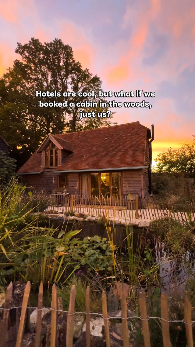 🔗 Comment LINK to get the booking link straight to your DM 

You, me and this cottage in the English countryside?

Bloomsbury Cottage is a peaceful little barn with vintage interiors, a wood-burner, copper bath and courtyard garden. Perfect for slowing down and switching off.

Nearby, you’ve got:

🌊 Bewl Water - a few minutes away
🏰 Scotney Castle - around 10 mins
🏛️ Royal Tunbridge Wells - around 15 mins
🌿 Sissinghurst Castle Garden - around 20–25 mins
🏰 Bodiam Castle - around 25 mins

📍 Bloomsbury Cottage, Wadhurst

Save this for your next countryside getaway and follow me for more beautiful stays and places to explore in England. 🇬🇧

#placestostayinengland #weekendtripfromlondon #UKStaycation #englishcountryside #EnglandTravel

Places to stay in England, cosy cottage in england, weekend getaway, weekend escape from london, couple travel, couple getaway, unique staycation near london