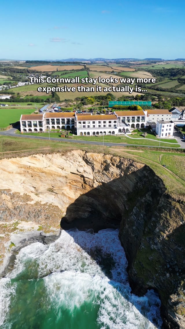 This Cornwall stay looks way more expensive than it actually is… 🌊

We stayed in an ocean-view apartment at SeaSpace, and this is what you can expect:

🏡 Ocean-view apartments with a separate kitchen, living area and bedroom
💷 Stays from £116 for a Studio - 2-bed apartments from £273
🎾 Padel - Cornwall’s biggest padel club, with 5 courts
🏊 Pool + ocean-view hot tub
💪 Gym & fitness sessions
🍕 Tallo restaurant + on-site café
🌊 Porth Beach nearby + the South West Coast Path right outside
🛝 Play area, games room & outdoor maze
🚗 Free on-site parking + EV charging
🐶 Dog-friendly stays

📍 SeaSpace, Porth, Cornwall - TR7 3LX

Save this for your next Cornwall trip! 🌊

#SeaSpace #SeaSpaceCornwall #CornwallStay #CornwallTravel #CornwallStaycation NewquayCornwall PorthCornwall CornwallAccommodation UKStaycation EnglandTravel

Cornwall ocean view apartment, Cornwall accommodation, places to stay in Cornwall, Newquay stay, Porth Cornwall, Cornwall staycation, Cornwall padel